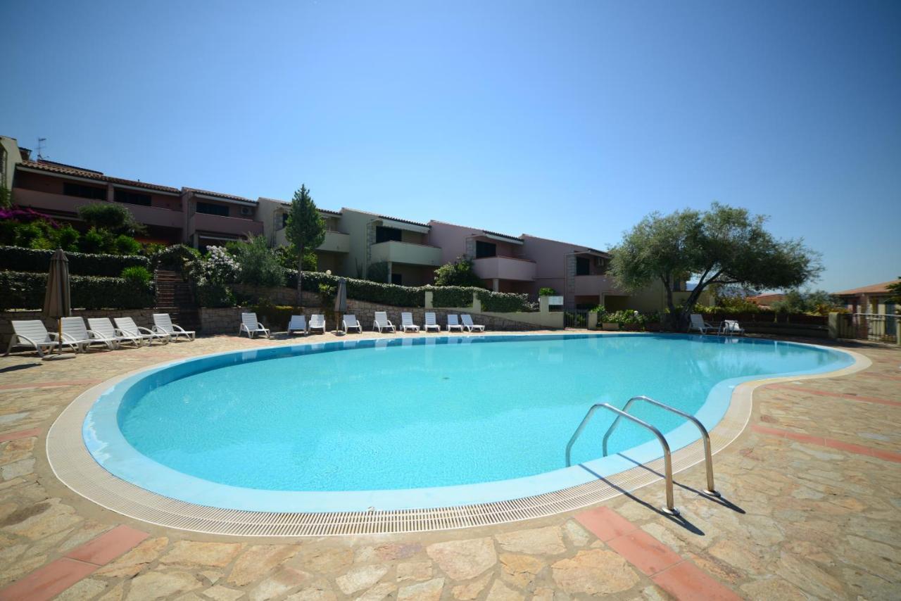 Villaggio Sa Ventana Badesi Exterior photo